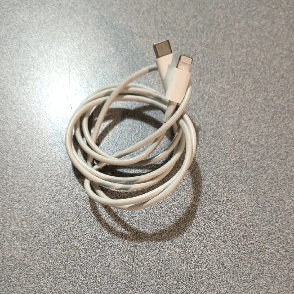 Apple USB-C to Lightning Cable - White